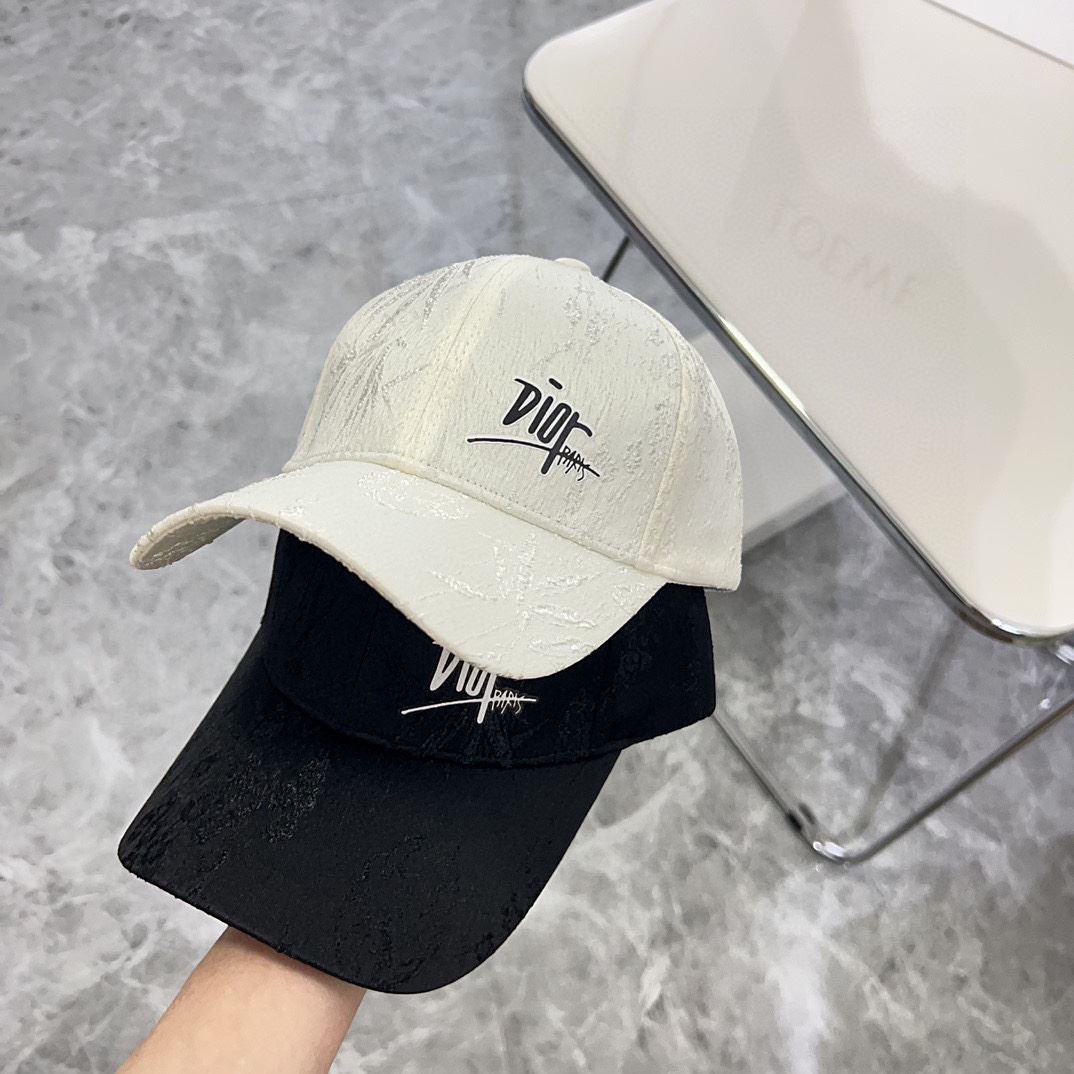 Christian Dior Caps